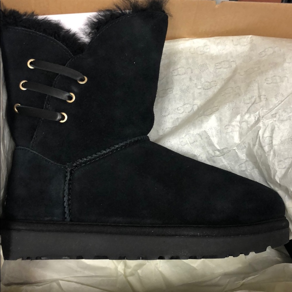 🔥UGG Constantine Boot Black NWT - Picture 2 of 9